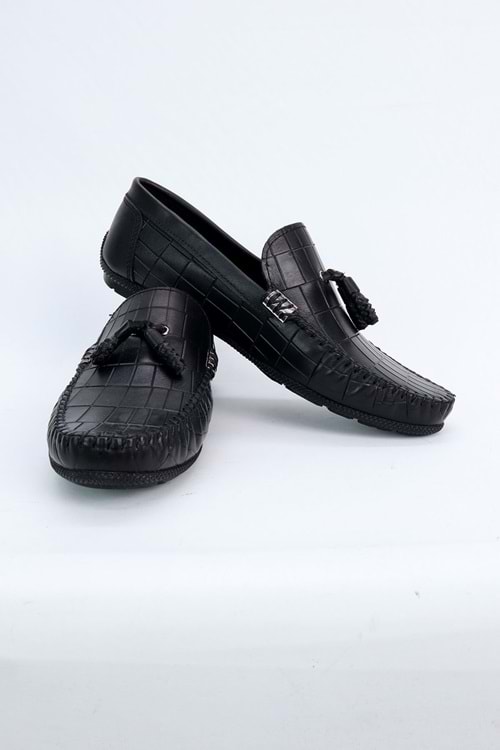 Attico Siyah Bağcıksız Püsküllü Hakiki Deri Erkek Ayakkabı